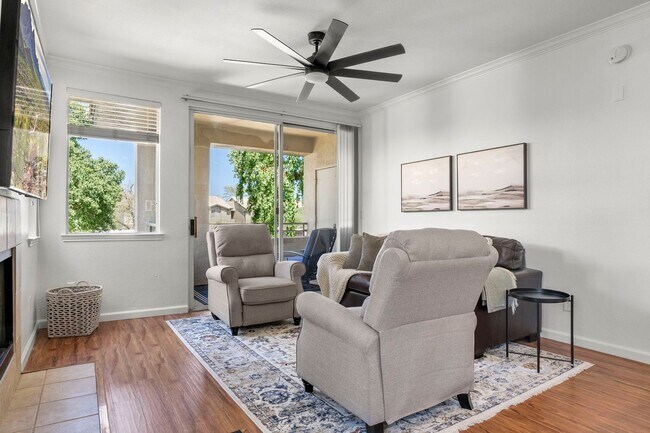 Foto del edificio - Remodeled one bed one bath Kierland Condo