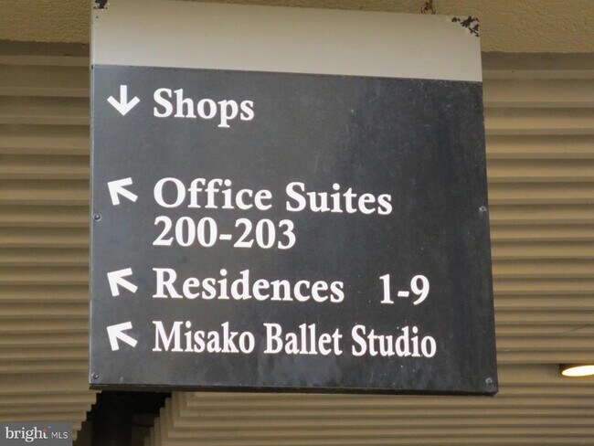 Foto del edificio - 5485 Harpers Farm Rd