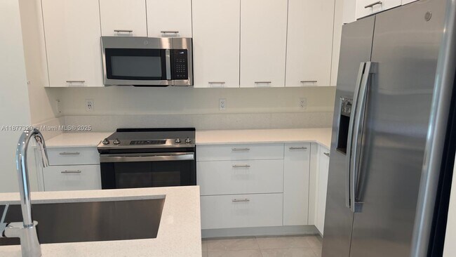 Foto del edificio - 8001 NW 41st St