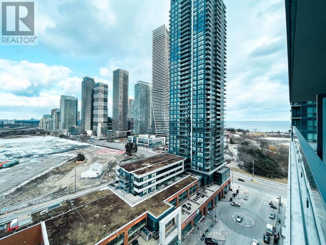 Photo principale - 2220-2220 Lake Shore Blvd W