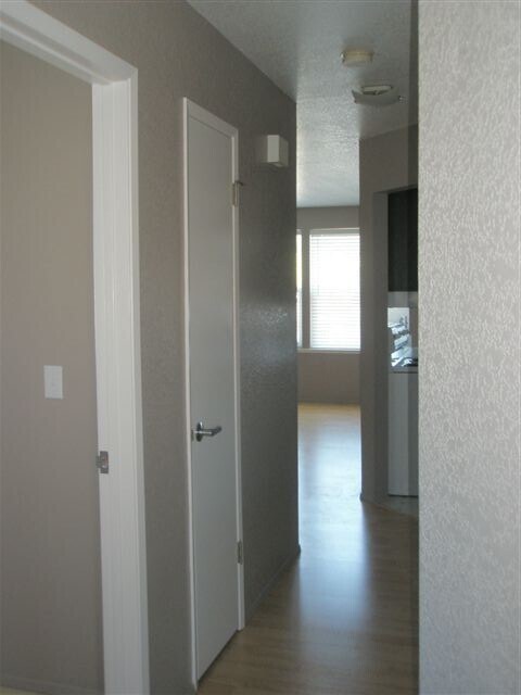 Entry Hallway - 4012 Colby Ave