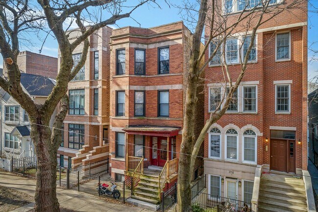 Foto del edificio - 2730 N Wayne Ave