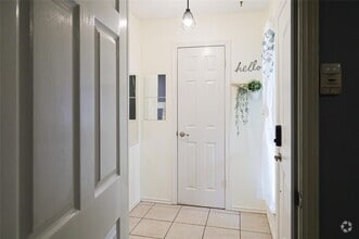Building Photo - 8705 Clearbrook Trail