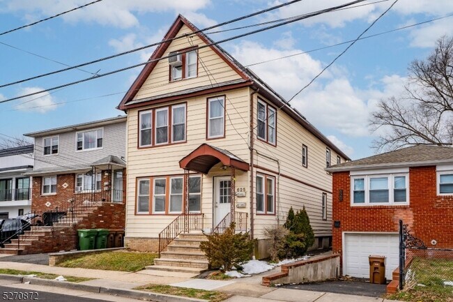 Foto del edificio - 625 Jackson Ave