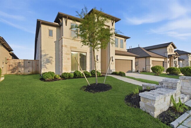 Building Photo - 2030 Green Haven Ct