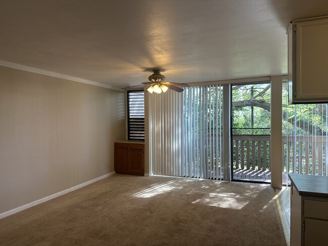 Building Photo - 84-707 Kiana Pl