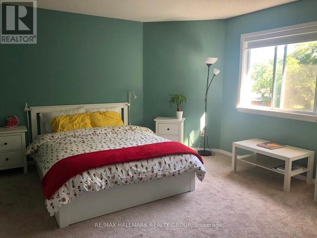 Building Photo - 521 Burleigh Private