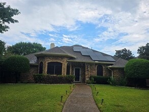 Building Photo - 2505 Antlers Ct