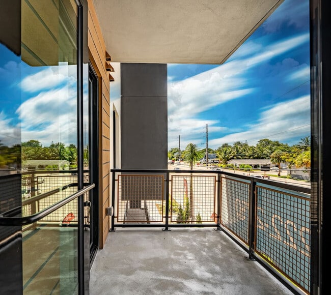 Foto del edificio - 2750 Griffin Rd
