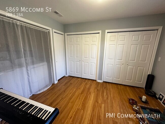 Foto del edificio - 2 Bed / 1 Bath Single Family (Available 7/...