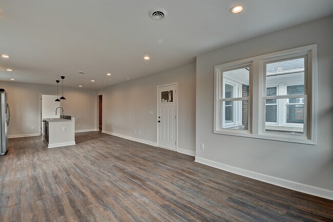 Building Photo - 3716 N College Ave