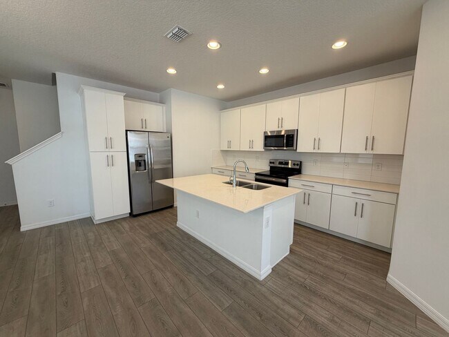 Foto del edificio - 8191 Mosaic Ln