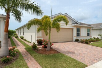 Building Photo - 1051 Enbrook Lp
