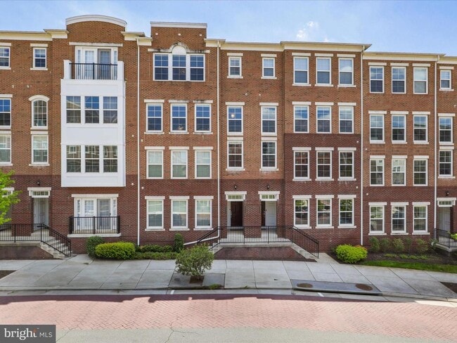 Building Photo - 3037 Rittenhouse Cir