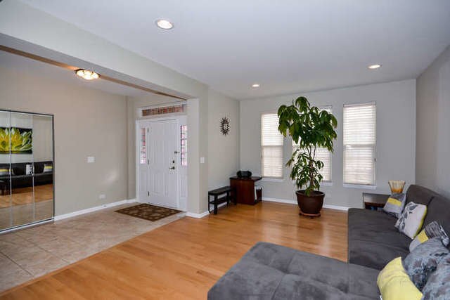 Foto del edificio - 878 Forest View Way