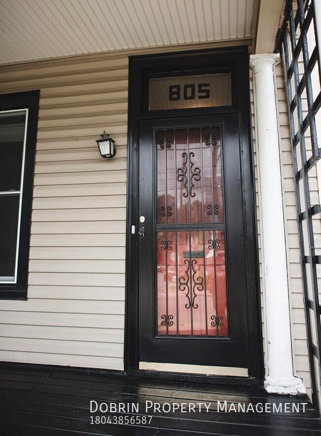 Foto del edificio - 805 S Meadow St