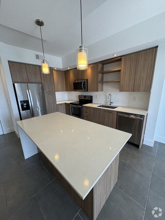 Kitchen Island - 341 NE 35th St