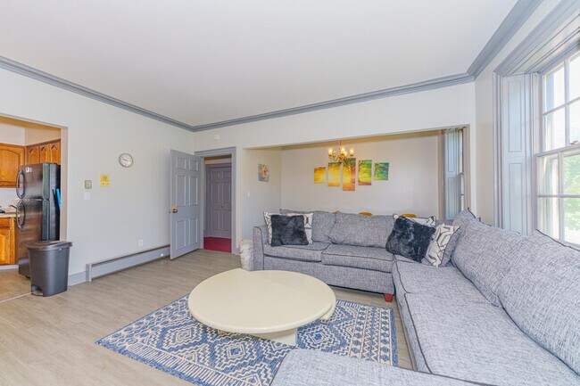 Building Photo - 90 Madison Ave