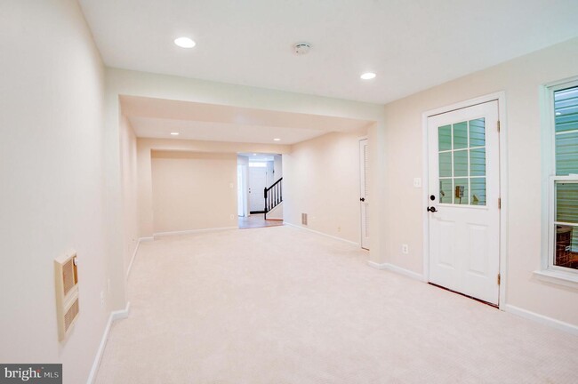 Building Photo - 13691 St Johns Wood Pl