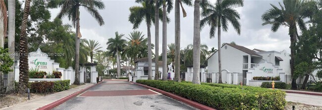 Foto del edificio - 4641 NW 97th Ct