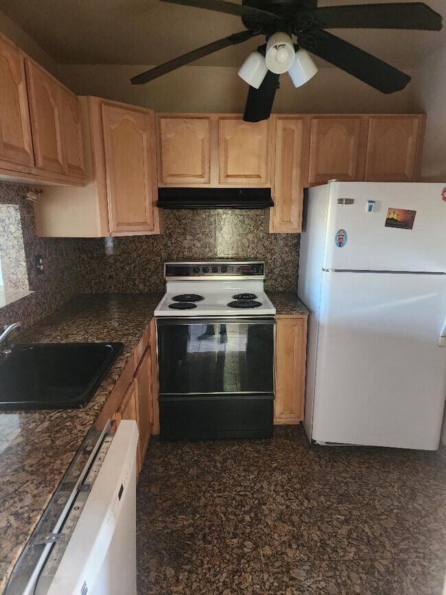 Foto del edificio - 5031 W Oakland Park Blvd