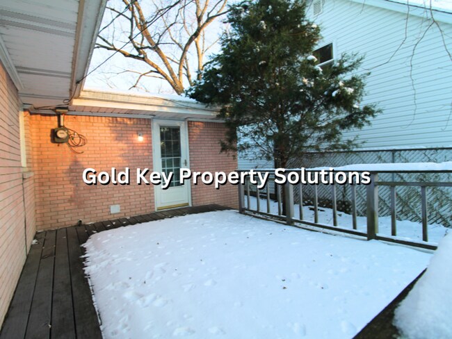 Building Photo - Roomy 4 BR 1 BA House with Back Deck and Shed SECTION 8 APPROVED