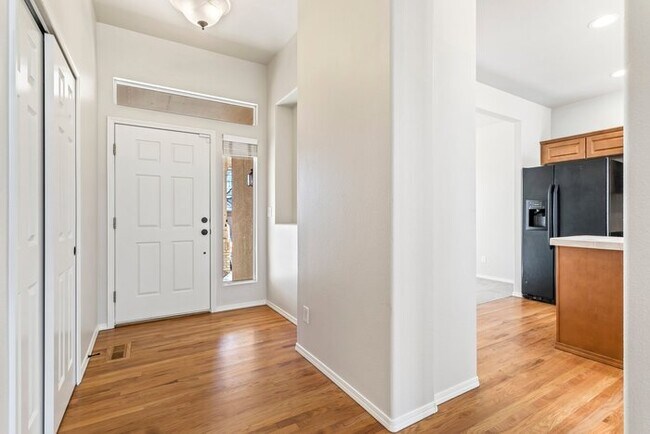 Building Photo - 6614 Annanhill Pl