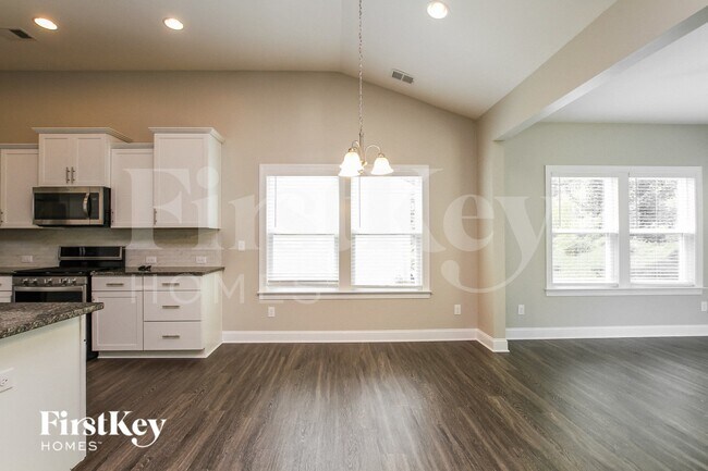 Foto del edificio - 206 Paradise Hills Cir