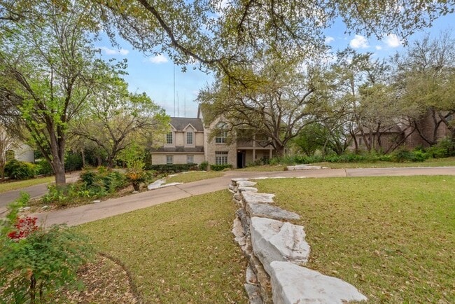 Building Photo - 5305 Cuesta Verde