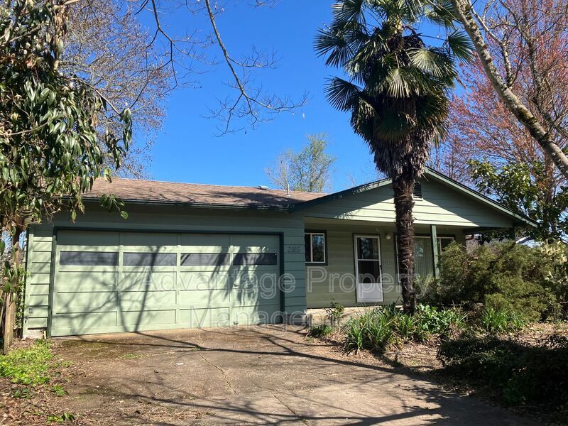 Primary Photo - 2315 NW Circle Blvd