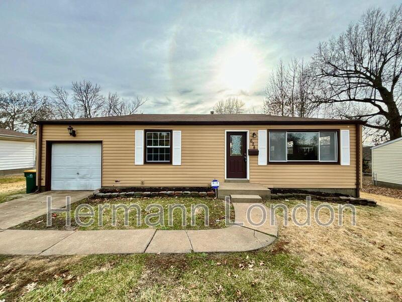 Primary Photo - 624 Science Hill Dr