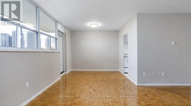 Photo du bâtiment - 2250 Kennedy Rd