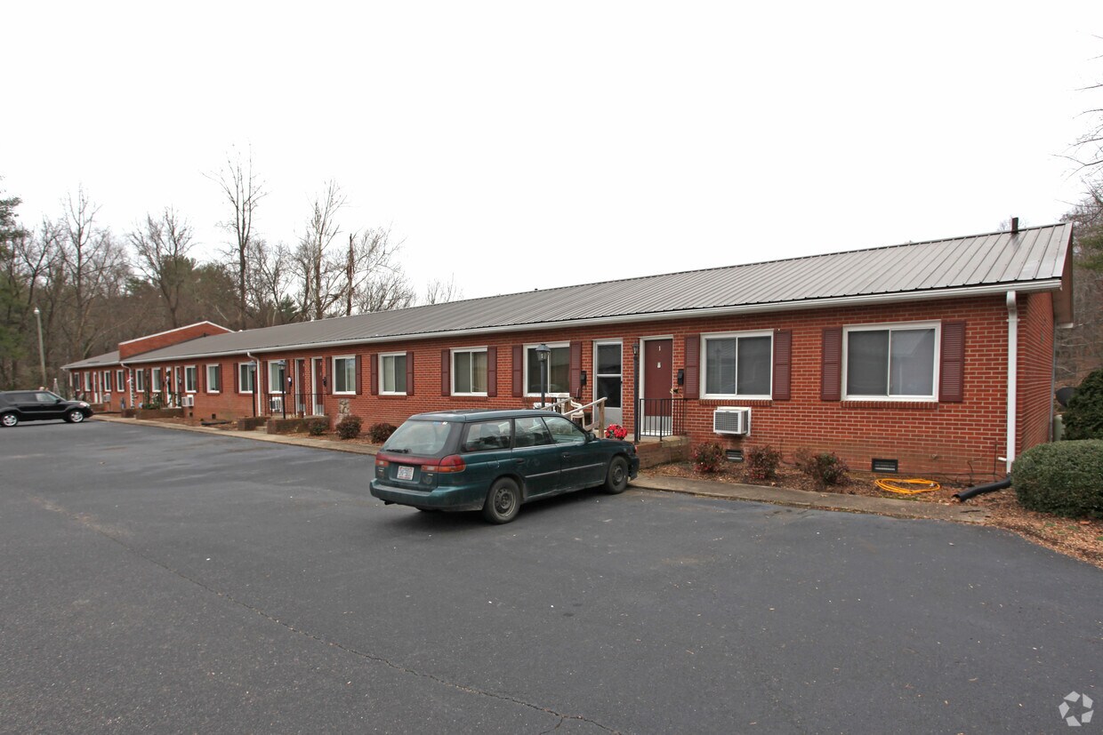Skyland Apartments Apartments in Lenoir, NC