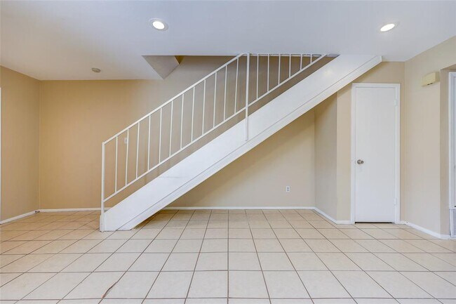 Foto del edificio - 709 Castle Ridge Rd