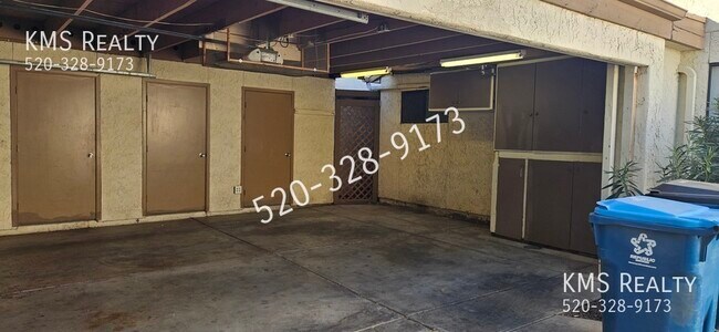 Foto del edificio - 3 bedroom 2 bath Townhouse - Owner/Agent