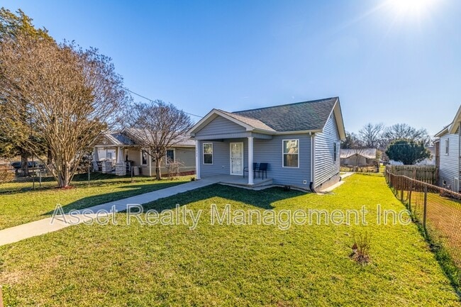 Building Photo - 1732 Jourolman Ave