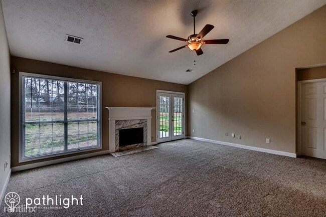 Building Photo - 3 br, 2 bath House - 123 Laura Ashlyn Ct