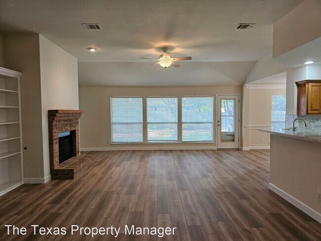 Building Photo - 3 br, 2 bath House - 717 Ridge View Dr