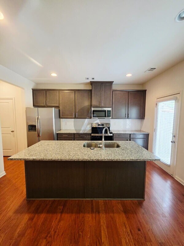 Foto del edificio - 5270 Mill Way