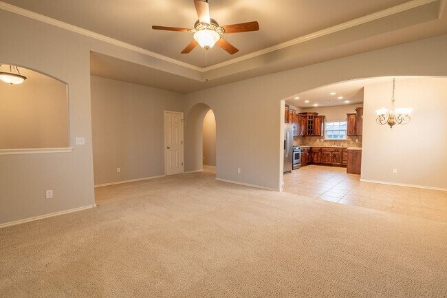 Foto del edificio - Beautiful 3 bed / 2 bath in New Tulsa!