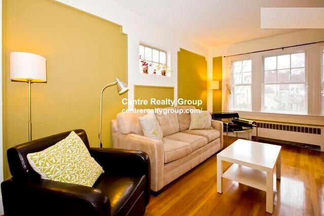 Building Photo - 45 Brington Rd