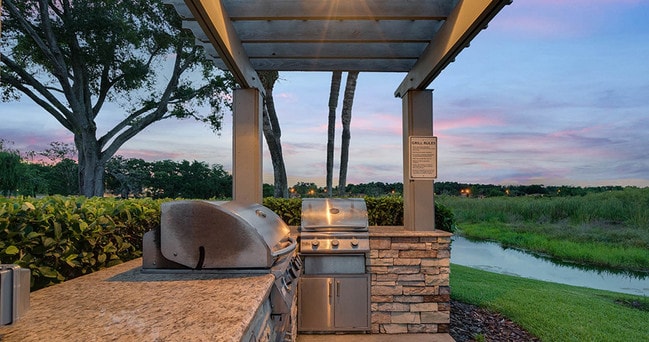 Foto del edificio - Promenade at Uptown Apartments