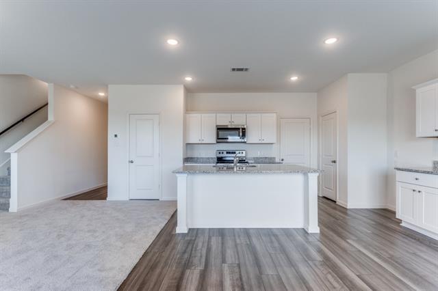 Building Photo - 616 Colgate Cir