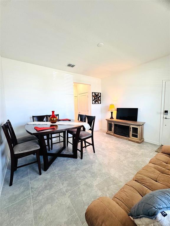 Building Photo - 142 Aces High Ln