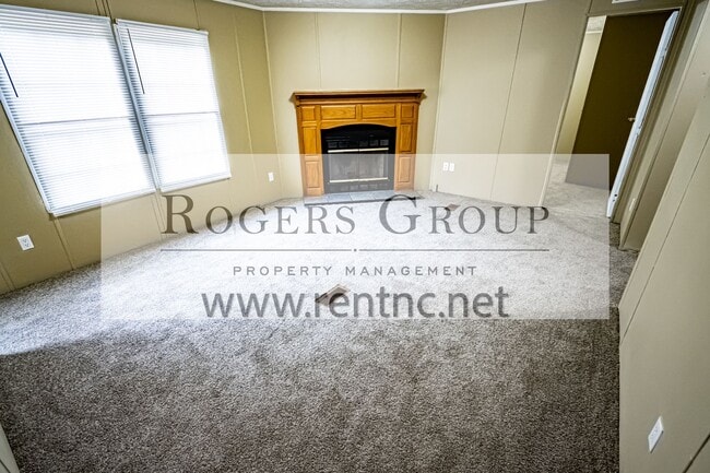 Building Photo - 1146 Cheatham Mabry Rd