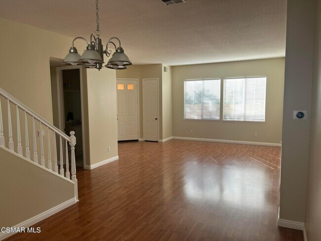 Foto del edificio - 569 Camino Agua Dulce