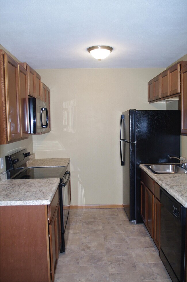 Building Photo - One Bedroom In Shiloh