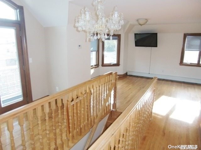 Foto del edificio - 189-11-189-48 48th Ave