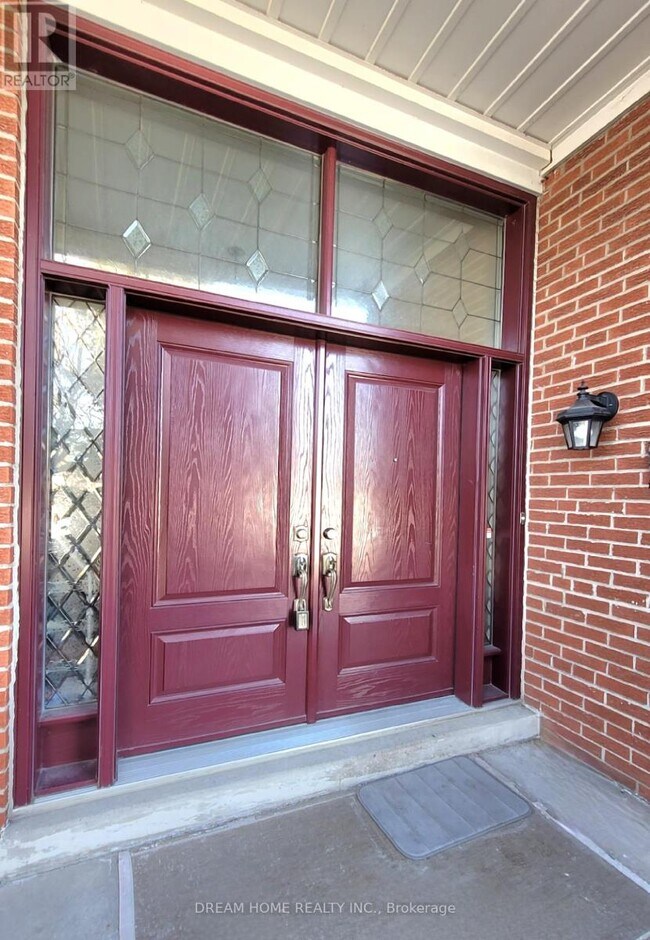 Building Photo - 61 Chartland Blvd S
