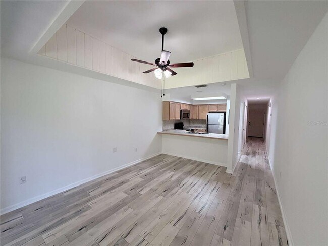 Foto del edificio - 6125 Topher Trail